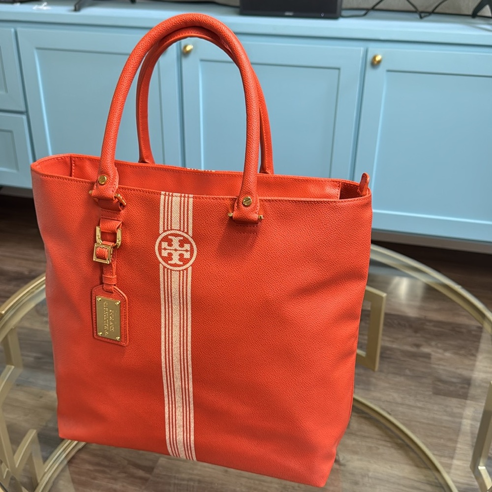 Tory Burch 797 Madison AV. New York Vibrant Orange Tote - Picture 5 of 13